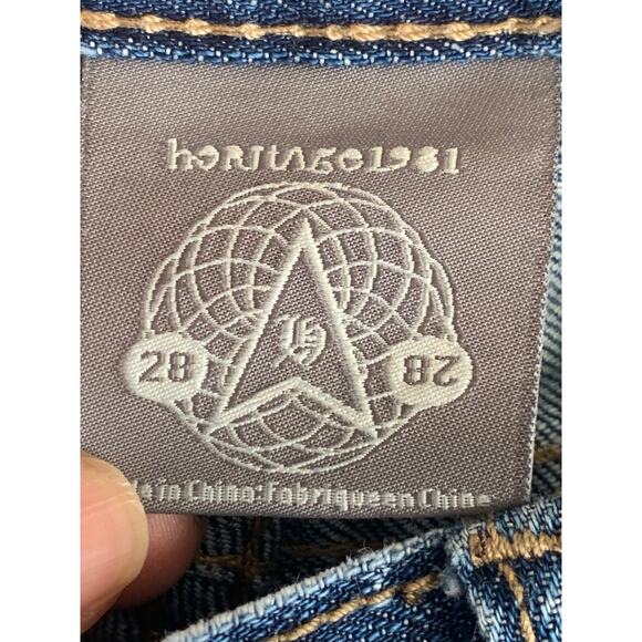 Heritage 1981 distressed denim shorts size 28 - Picture 3 of 8